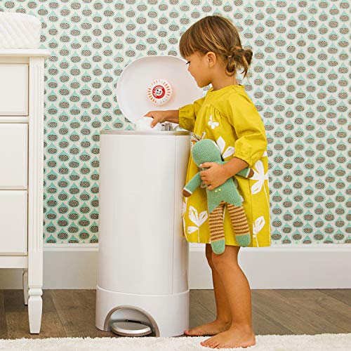 Munchkin® Step Diaper Pail Powered by Arm & Hammer, #1 in Odor Control, Award-Winning, Includes 1 Refill Ring and 1 Snap, Seal & toss Bag