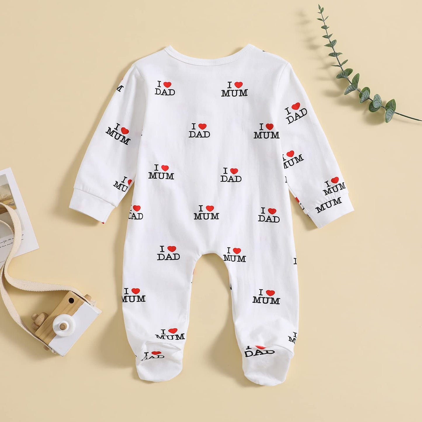 Aoswep - "I Love DAD Mum Lovely Solid Letters Printed Long-Sleeve Baby Jumpsuit (3-6 Months)